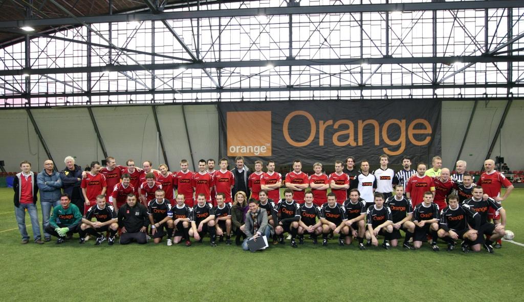 MECZ CHARYTATYWNY ORANGE 06.XII.2008 R. WARSZAWA HALA PILKARSKA NA BEMOWIE